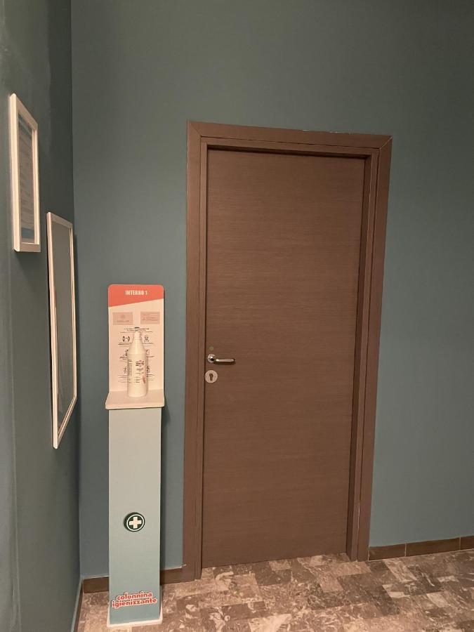 Hotel Interno1 Bari Policlinico Esterno foto