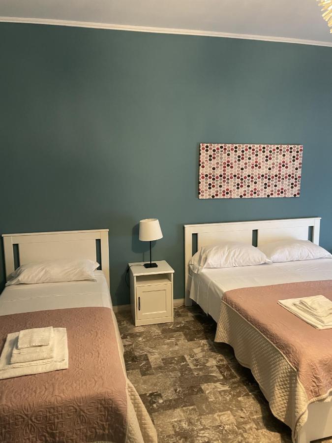 Hotel Interno1 Bari Policlinico Esterno foto